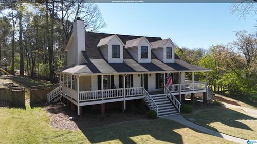 3047 Skylark Cir, HOOVER, AL, 35244-3300 | Card Image