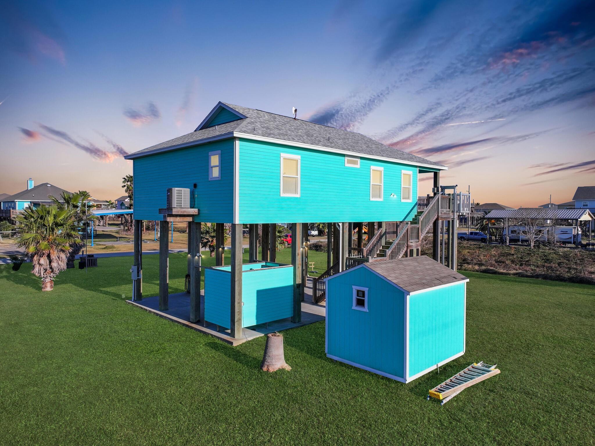 Residential in Crystal Beach 2