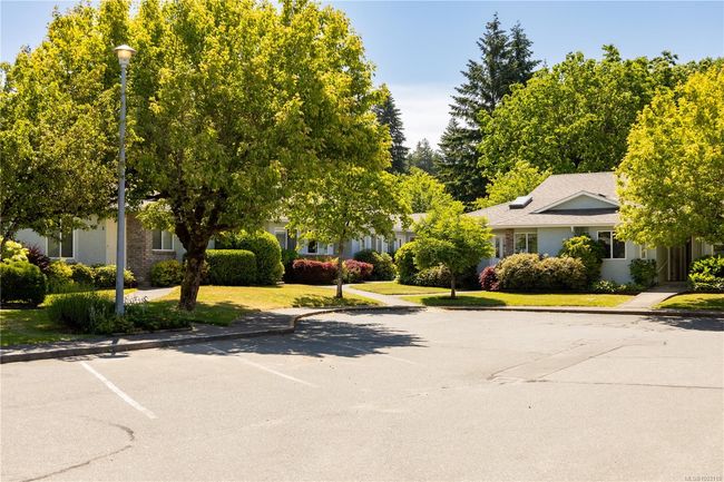 11 - 595 Evergreen Rd, Townhouse with 2 bedrooms, 2 bathrooms and 13 parking in Campbell River BC | Image 39