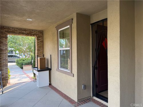 121 Derailer, Irvine, CA, 92618 | Card Image