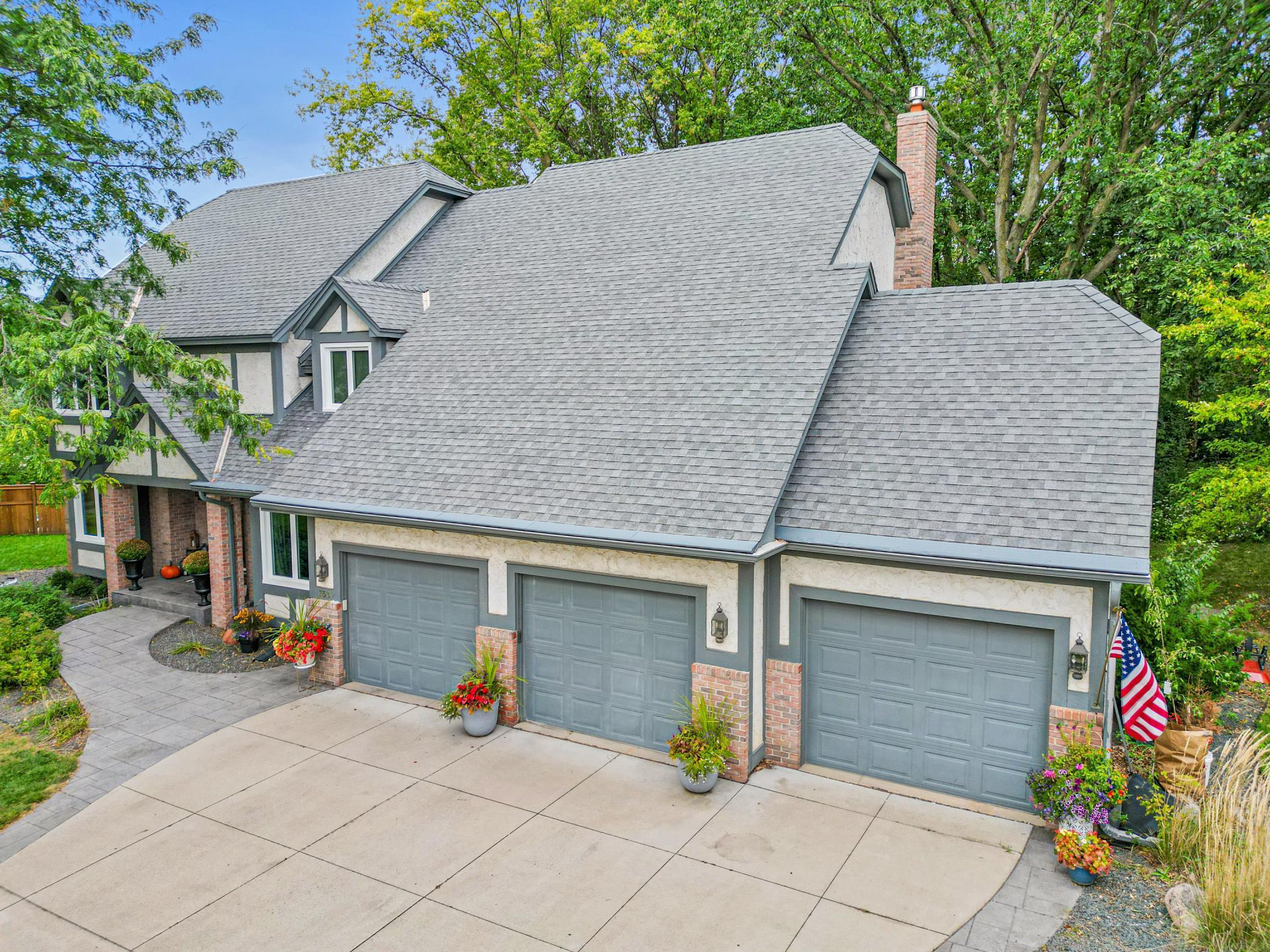 Bridle Ridge Rd, Saint Paul, MN 55123