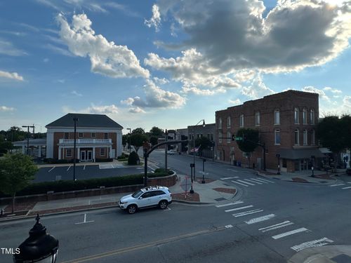 apt-202-201 E Broad St, Dunn, NC, 28334-6388 | Card Image