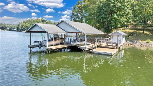 143 Charlotte Ln, Hardy, VA, 24101-3001 | Card Image