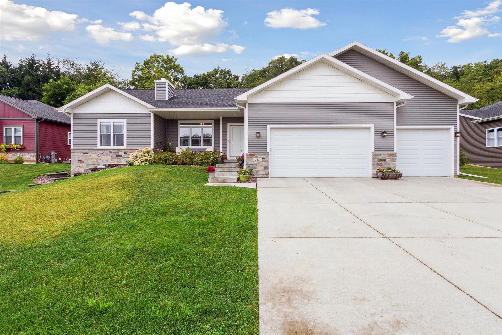Whitetail Way, Deerfield, WI 53531