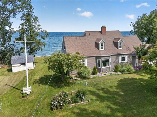 3113 Lake Rd Road, Williamson, NY, 14589 | Card Image