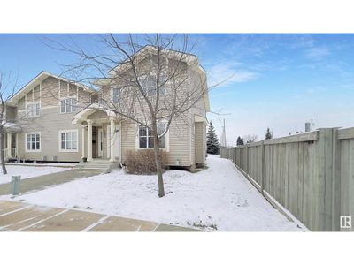 157 Birchwood Close, Townhouse with 3 bedrooms, 2 bathrooms and null parking in Devon AB | Image 1