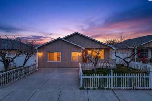 1626 W 5th Pl, Kennewick, WA, 99336-5180 | Card Image