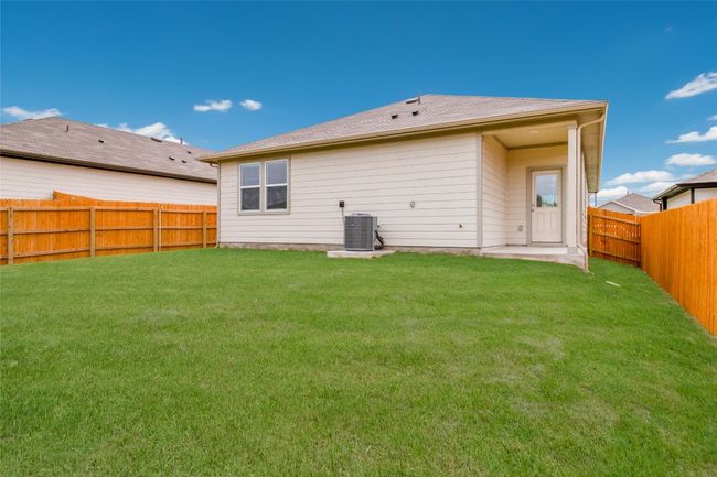 214 Inks Ln, House other with 3 bedrooms, 2 bathrooms and 2 parking in Kyle TX | Image 22