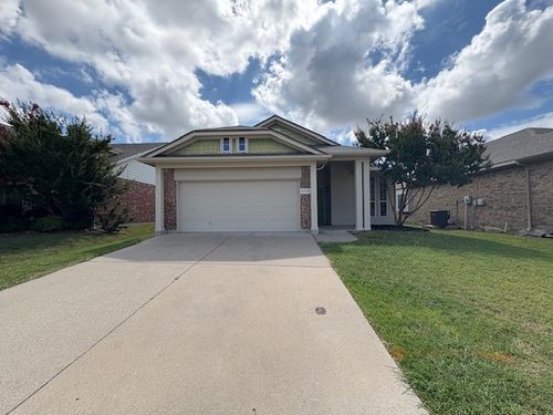 9716 Minton Dr, Fort Worth, TX, 76108-3889 | Card Image