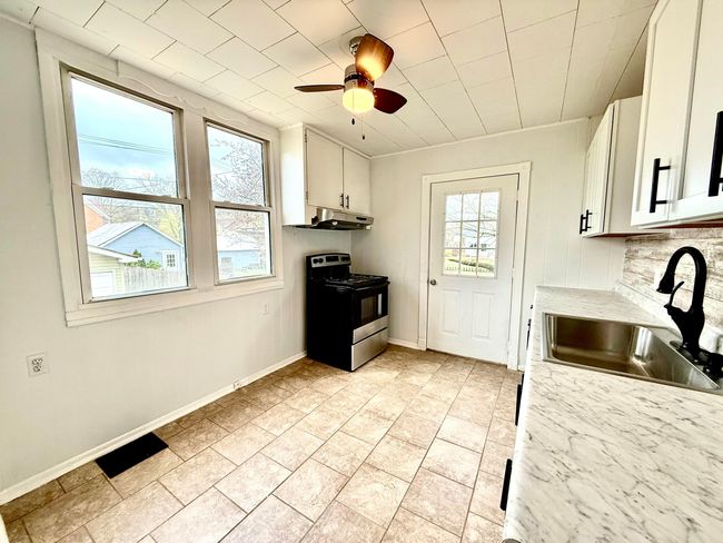 127 Fort St, House other with 4 bedrooms, 2 bathrooms and null parking in Bremen OH | Image 7
