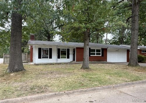1662 Westwood Drive, Cape Girardeau, MO, 63701 | Card Image