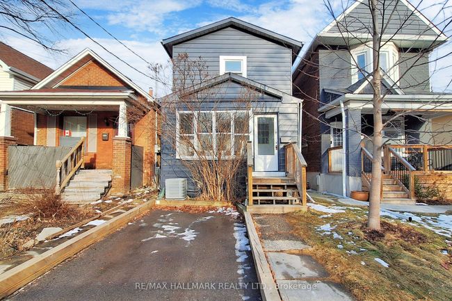 9 Newman Ave, House other with 4 bedrooms, 2 bathrooms and 1 parking in East York ON | Image 35