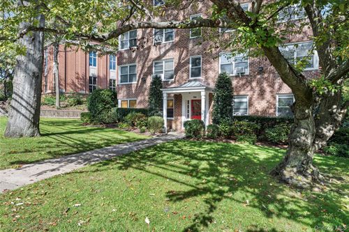 3d-781 Palmer Rd, Yonkers, NY, 10708-3338 | Card Image