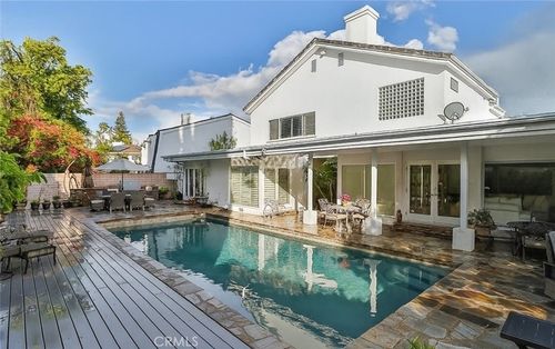 4575 De Celis Pl, Encino, CA, 91436-3245 | Card Image