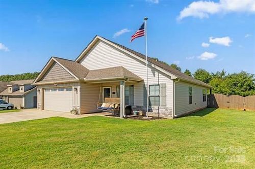 216 Sweetgrass Dr, Chesnee, SC, 29323-8238 | Card Image