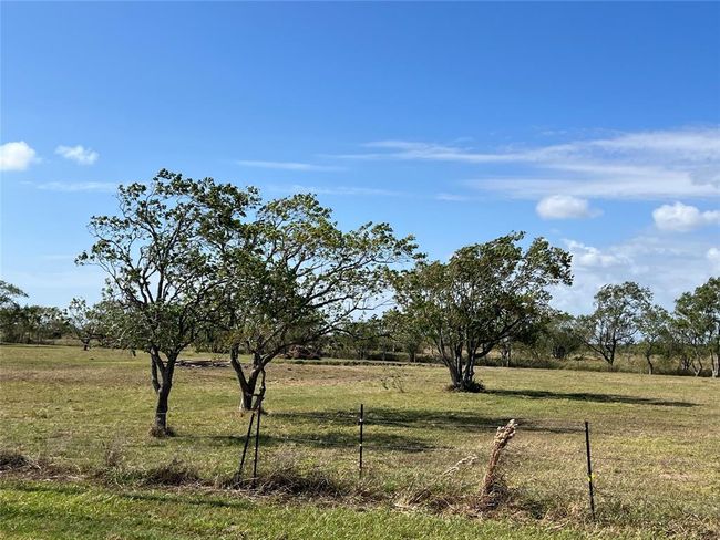 000 Redfish St, Home with 0 bedrooms, 0 bathrooms and null parking in Hitchcock TX | Image 11
