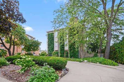 362 Southfield Rd, Birmingham, MI, 48009-3739 | Card Image