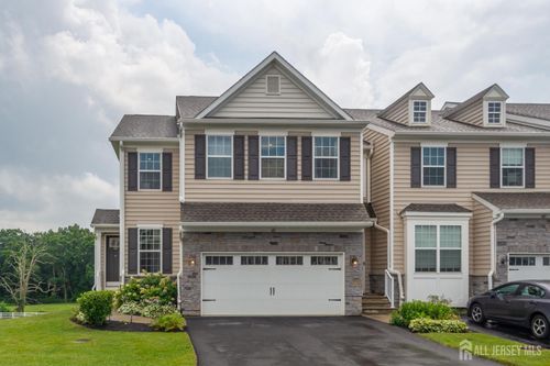 601-601 Charleston Dr, Monroe, NJ, 08831-3329 | Card Image