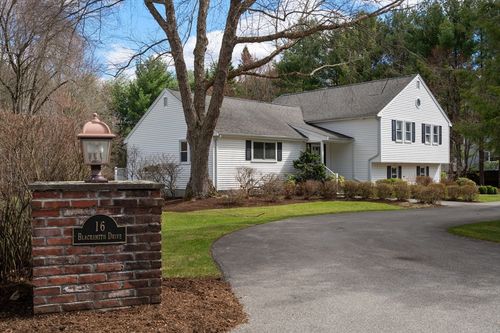 16 Blacksmith Dr, Medfield, MA, 02052-1120 | Card Image