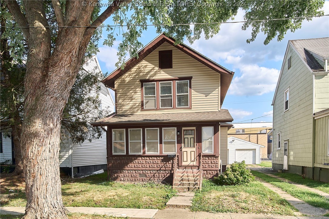 9th Ave, South Charleston, WV 25303