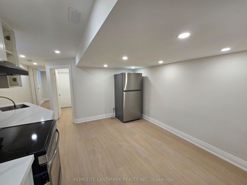 9 Alton Ave, Toronto, ON, M4L2M3 | Card Image