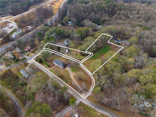 3209 Hall Dr, Gainesville, GA, 30501-7516 | Card Image