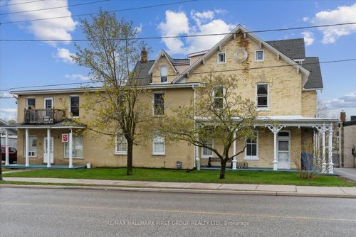 35 Toronto St N, Uxbridge, ON, L9P1E6 | Card Image