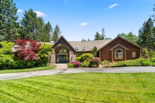 1219 N Pinnon Rd, Grants Pass, OR, 97526-8303 | Card Image