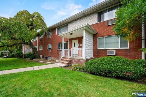 1315 Anderson Ave, Fort Lee, NJ, 07024-1769 | Card Image