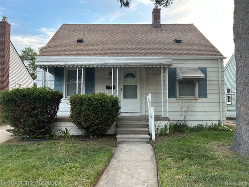 7243 Dacosta, Detroit, MI, 48239-1002 | Card Image