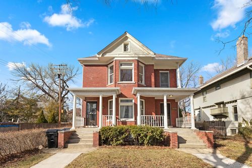 7831 Van Dyke Pl, Detroit, MI, 48214-2428 | Card Image