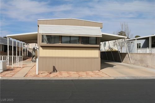 4633 Royal Ridge Blvd, Las Vegas, NV, 89103-5040 | Card Image