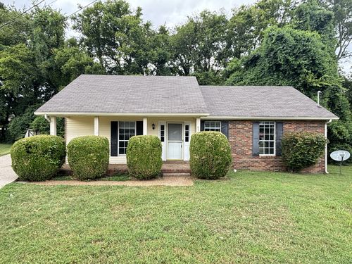 851 Ronald Ct, Gallatin, TN, 37066-3813 | Card Image