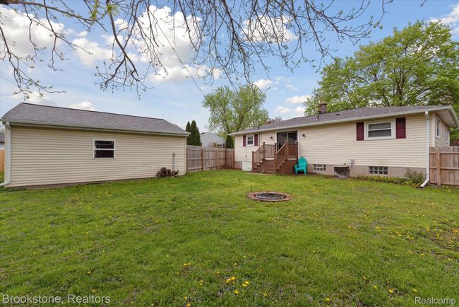 Back of Home/Backyard/Firepit | Image 27