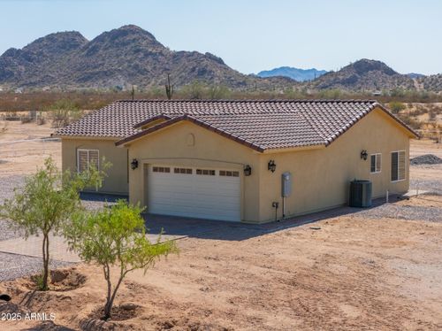 158 N Pettoshas Dr, Maricopa, AZ, 85139-1052 | Card Image