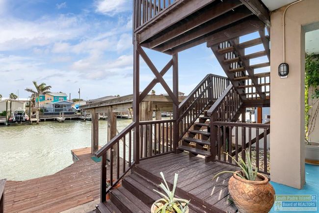 813 Tarpon Ave, House other with 3 bedrooms, 3 bathrooms and 1 parking in Port Isabel TX | Image 8