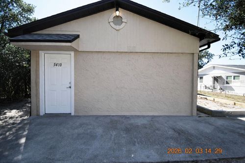 5410-5410 4th St, ZEPHYRHILLS, FL, 33542-3940 | Card Image