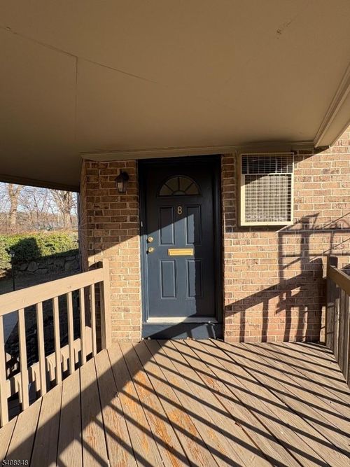 8-181 Long Hill Rd, Little Falls, NJ, 07424-2050 | Card Image