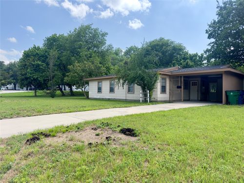 5892 Tracyne Dr, Westworth Village, TX, 76114-4124 | Card Image