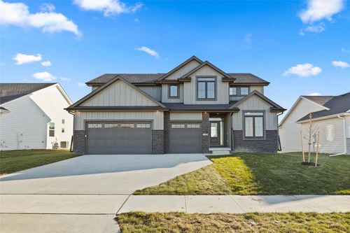 1425 Nw Steven St, Waukee, IA, 50263-6518 | Card Image
