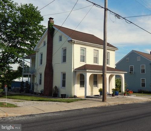 10 N Main St, Jacobus, PA, 17407-1209 | Card Image