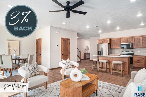 8025 E Tencate Pl, Sioux Falls, SD, 57110-6521 | Card Image