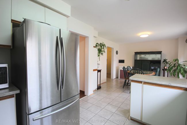 73 Hullrick Dr, House other with 4 bedrooms, 3 bathrooms and 4 parking in Etobicoke ON | Image 21
