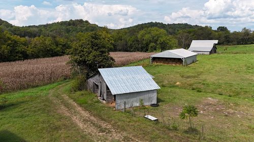 1905 Hams Creek Rd, Pulaski, TN, 38478-8395 | Card Image