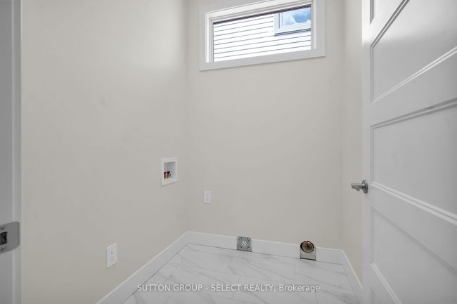 10 - 7966 Fallon Dr, House other with 2 bedrooms, 2 bathrooms and 2 parking in Granton ON | Image 26