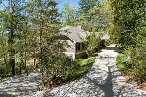 516 Cherokee Trce, Lake Toxaway, NC, 28747-8563 | Card Image
