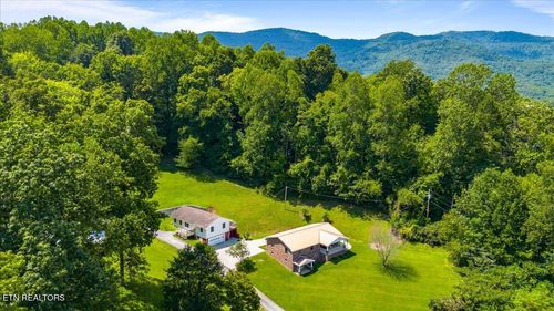 264268 Little Cove Creek Rd, Caryville, TN, 37714 | Card Image