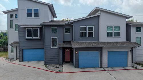 16-12500 Lamppost Ln, Austin, TX, 78727-4441 | Card Image