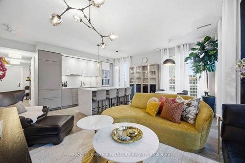 2307-88 Cumberland St, Toronto, ON, M5R0C8 | Card Image