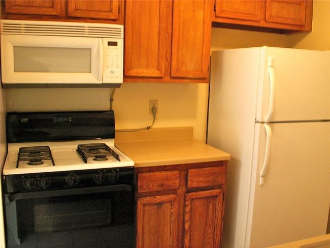 A - 2002 Leeann Dr, Home with 2 bedrooms, 1 bathrooms and 1 parking in Austin TX | Image 7